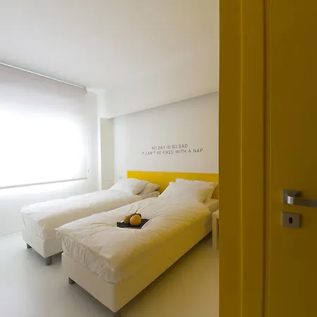 לינה וארוחת בוקר Bed 'n Design