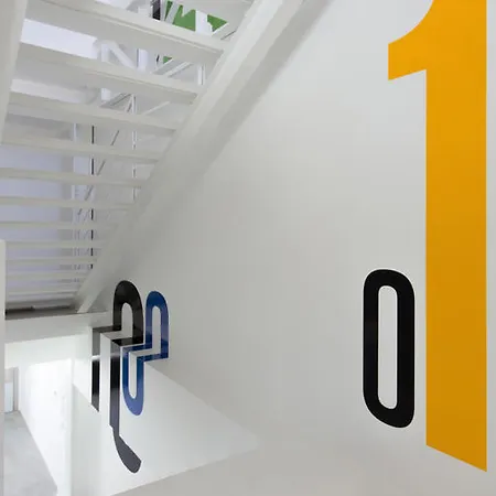 فندق مبيت وإفطار Bed 'n Design 3*