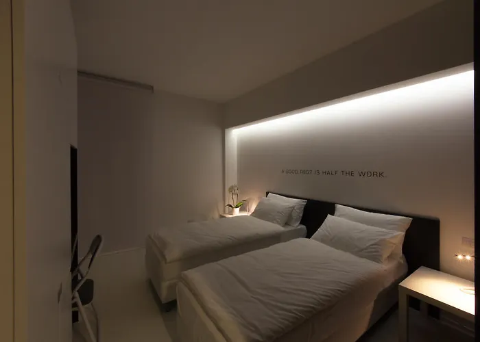 ベッド・アンド・ブレックファスト Bed 'n Design フロリーディア
