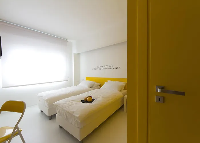 ベッド・アンド・ブレックファスト Bed 'n Design