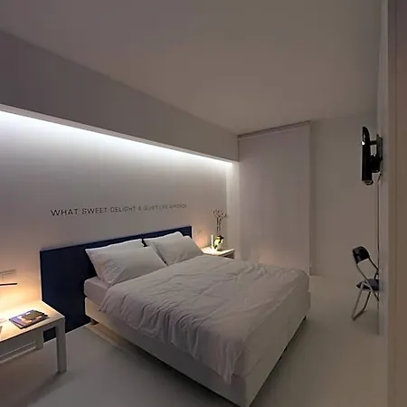 Bed 'n Design Bed & Breakfast 4*