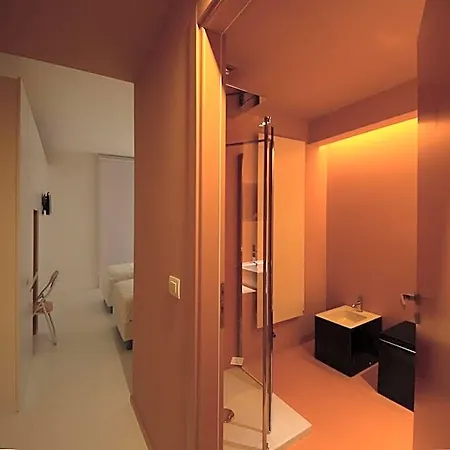 Bed 'n Design Bed & Breakfast 4*