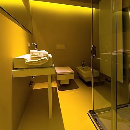 Bed 'n Design Bed & Breakfast 4*